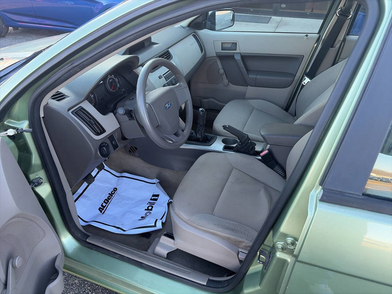 Used 2008 Ford Focus S image 9