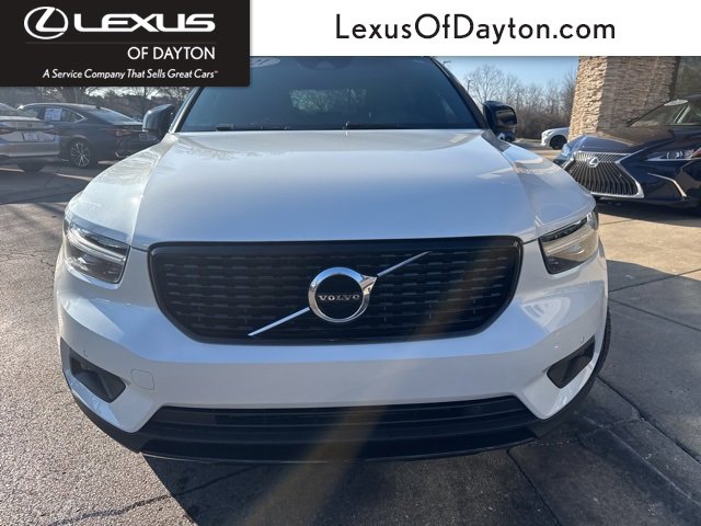 Used 2021 Volvo XC40 T5 R-Design w/ Climate Package image 8