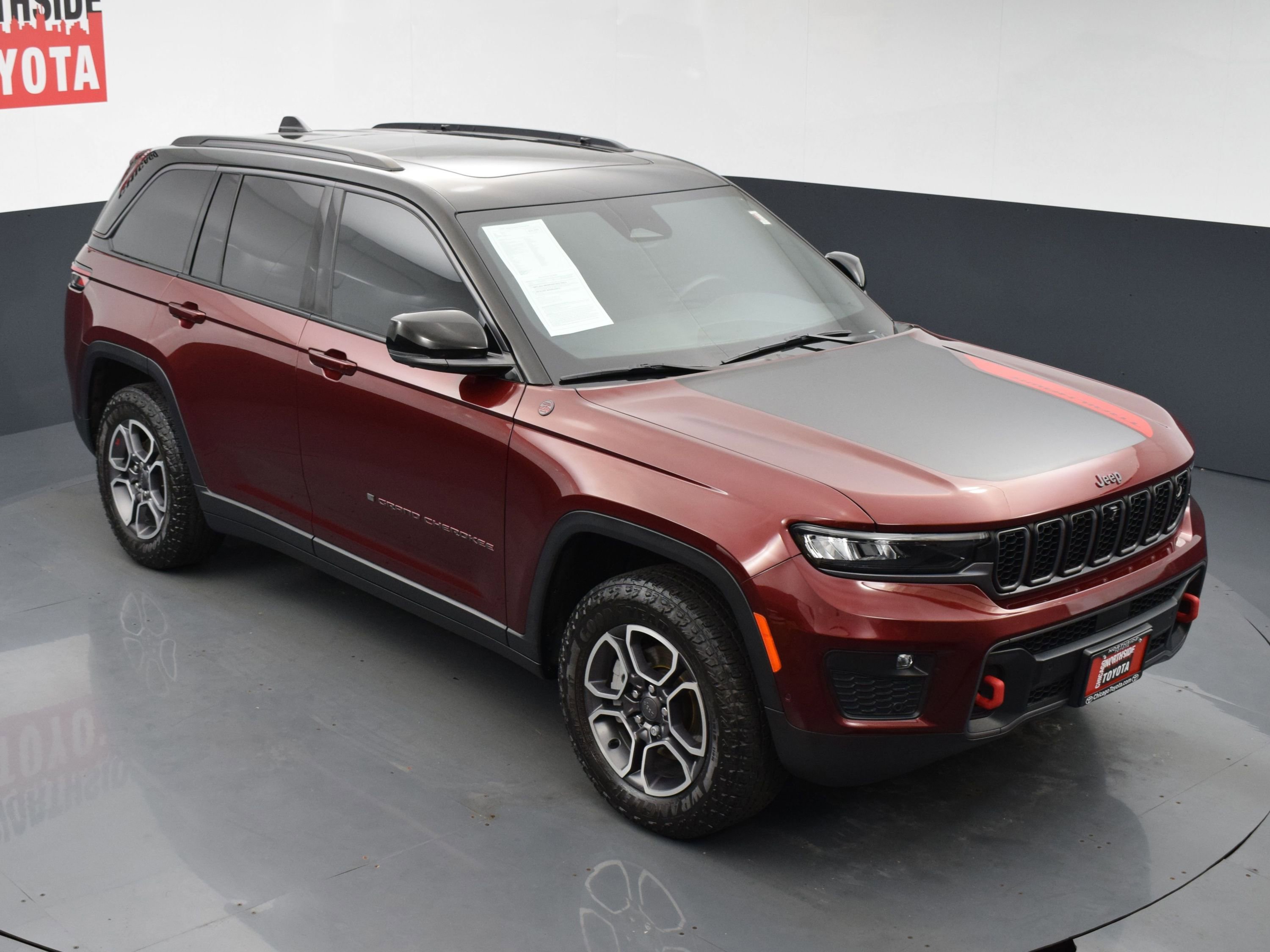 Used 2022 Jeep Grand Cherokee Trailhawk w/ ADV Protech Group II AWD/4WD image 40