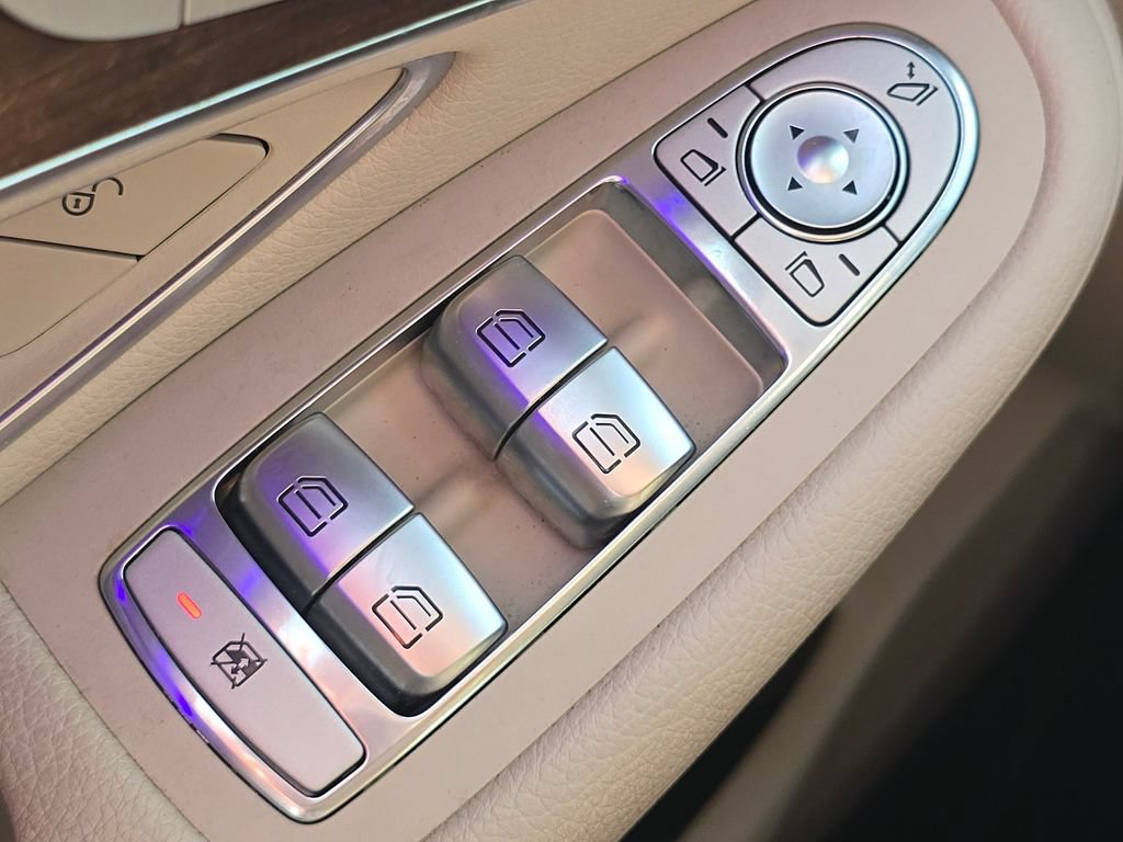 Certified 2022 Mercedes-Benz GLC 300 4MATIC image 27