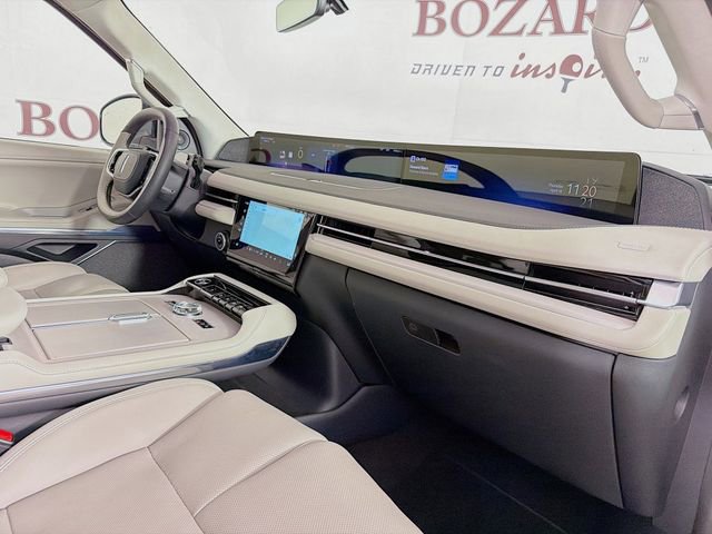 New 2026 Lincoln Navigator L Reserve AWD/4WD image 34