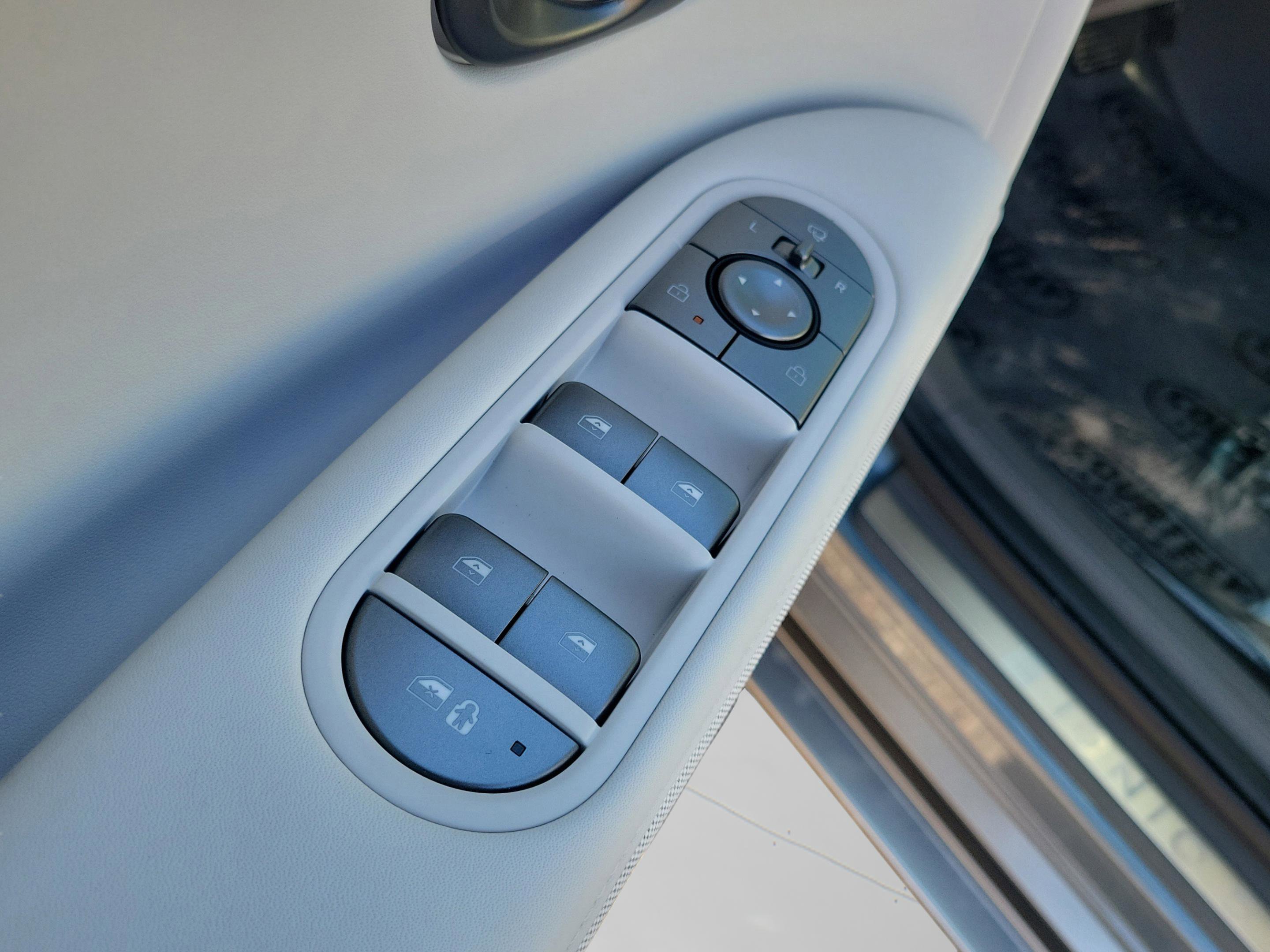 New 2026 Hyundai Ioniq 5 Limited image 36