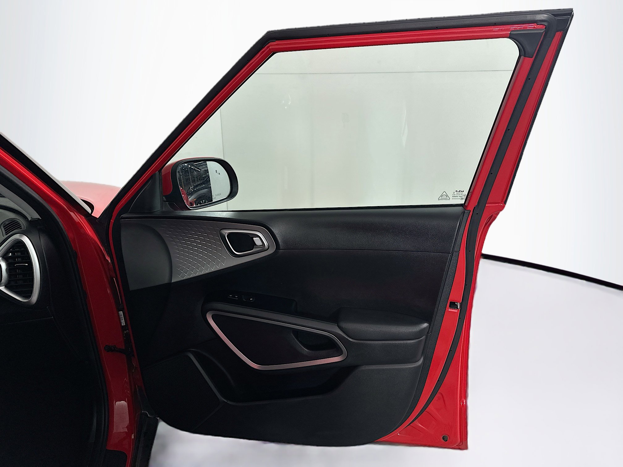 Used 2024 Kia Soul LX w/ Option Group 015 image 30