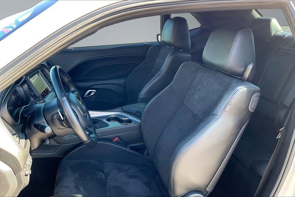 Used 2023 Dodge Challenger R/T w/ Plus Package image 24