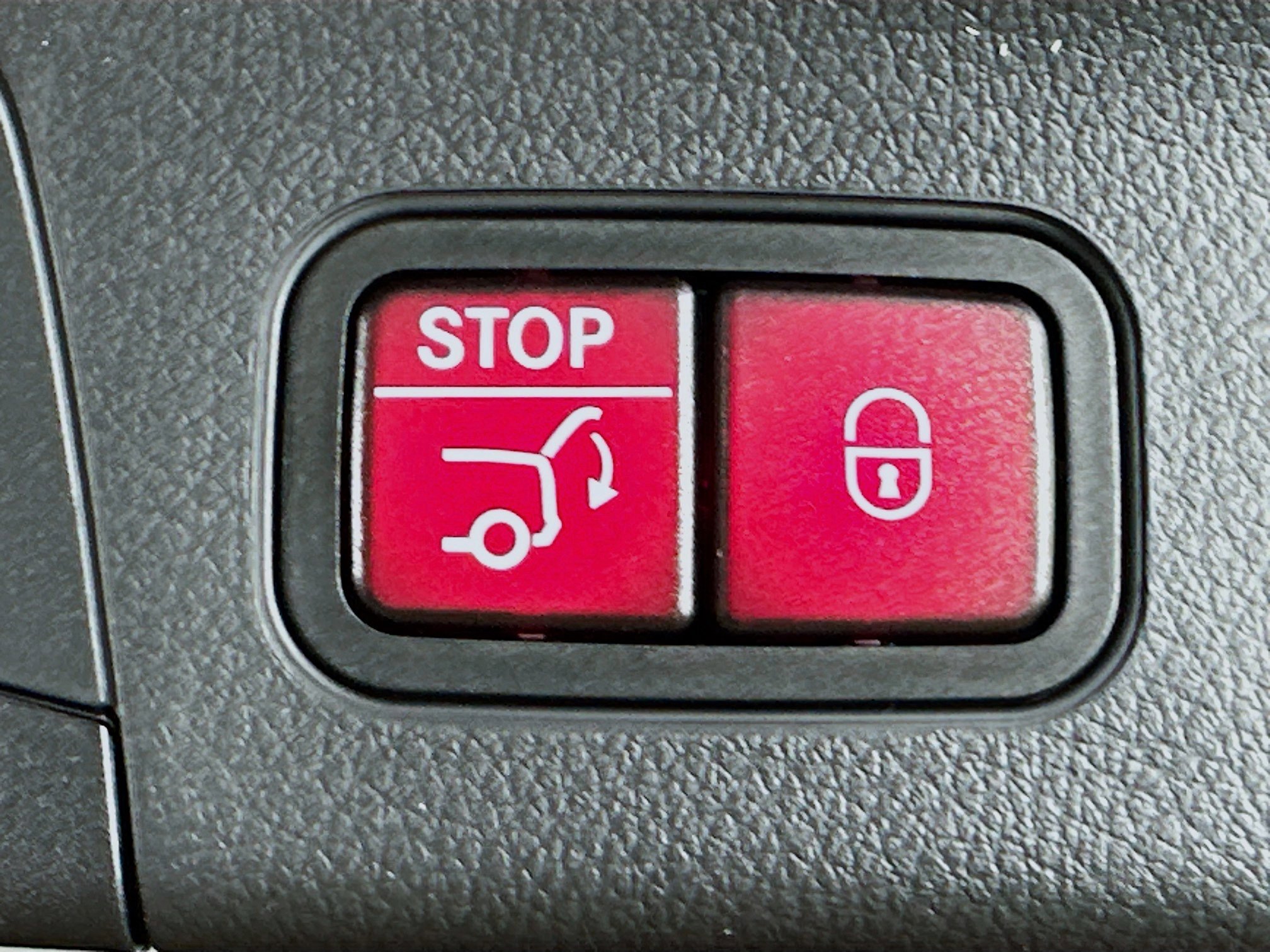 Certified 2026 Mercedes-Benz GLA 250 4MATIC image 35