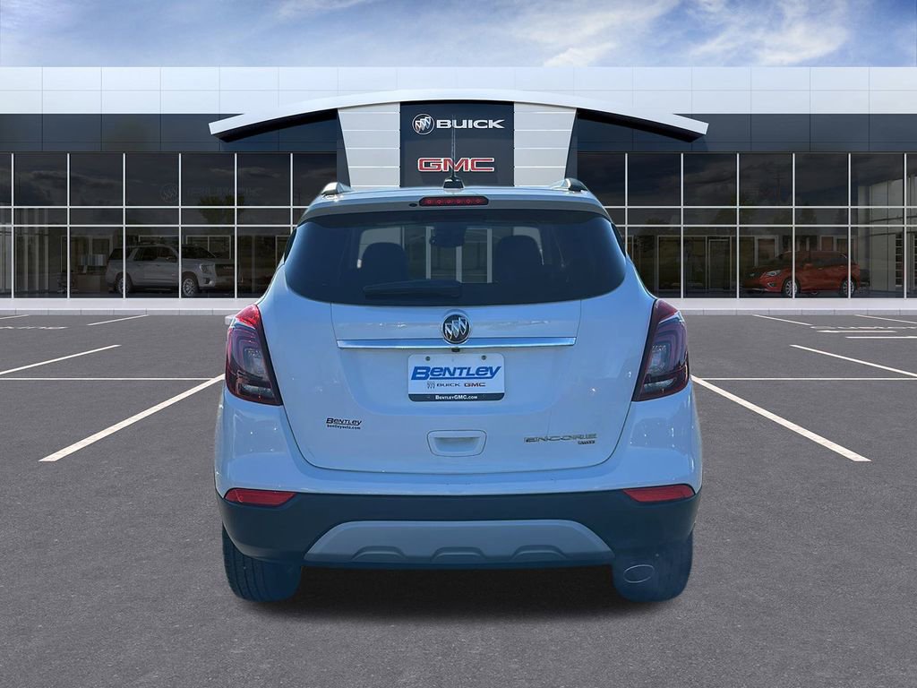 Used 2022 Buick Encore Preferred image 4