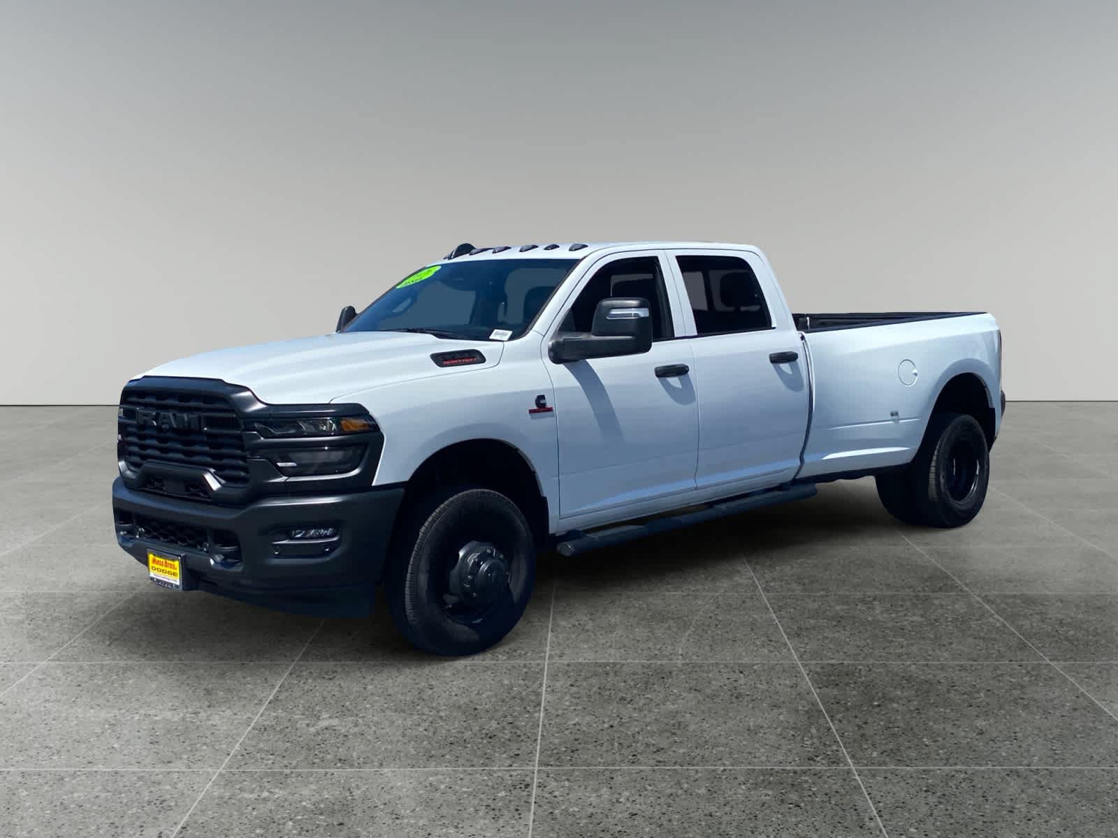Used 2026 RAM 3500 Tradesman AWD/4WD image 1