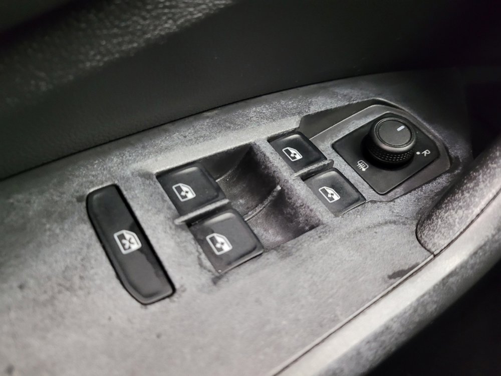 Used 2020 Volkswagen Jetta S image 27