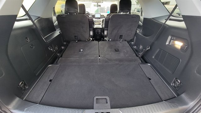 Used 2022 Ford Explorer XLT w/ Equipment Group 202A image 47