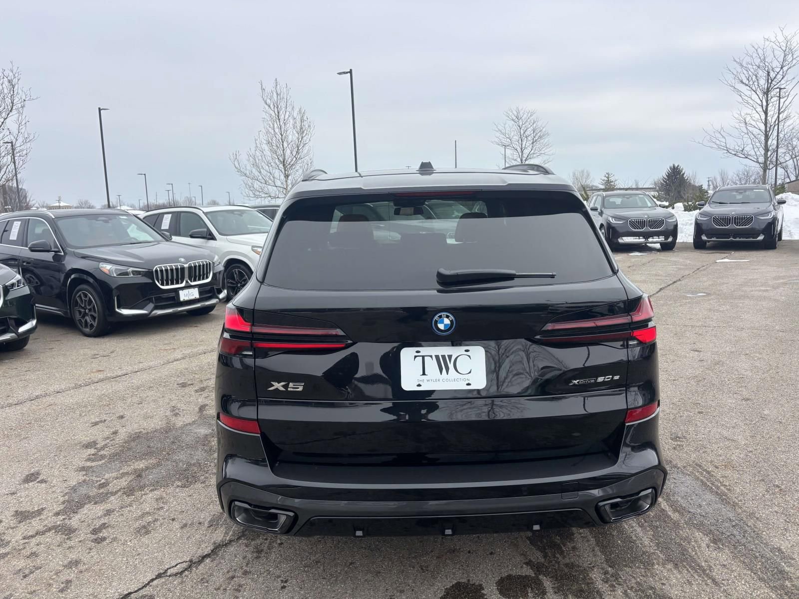 New 2026 BMW X5 xDrive50e w/ M Sport Package image 6