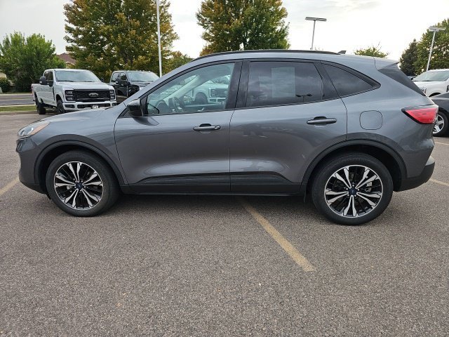 Used 2022 Ford Escape SEL w/ SEL Stealth AWD Package image 9
