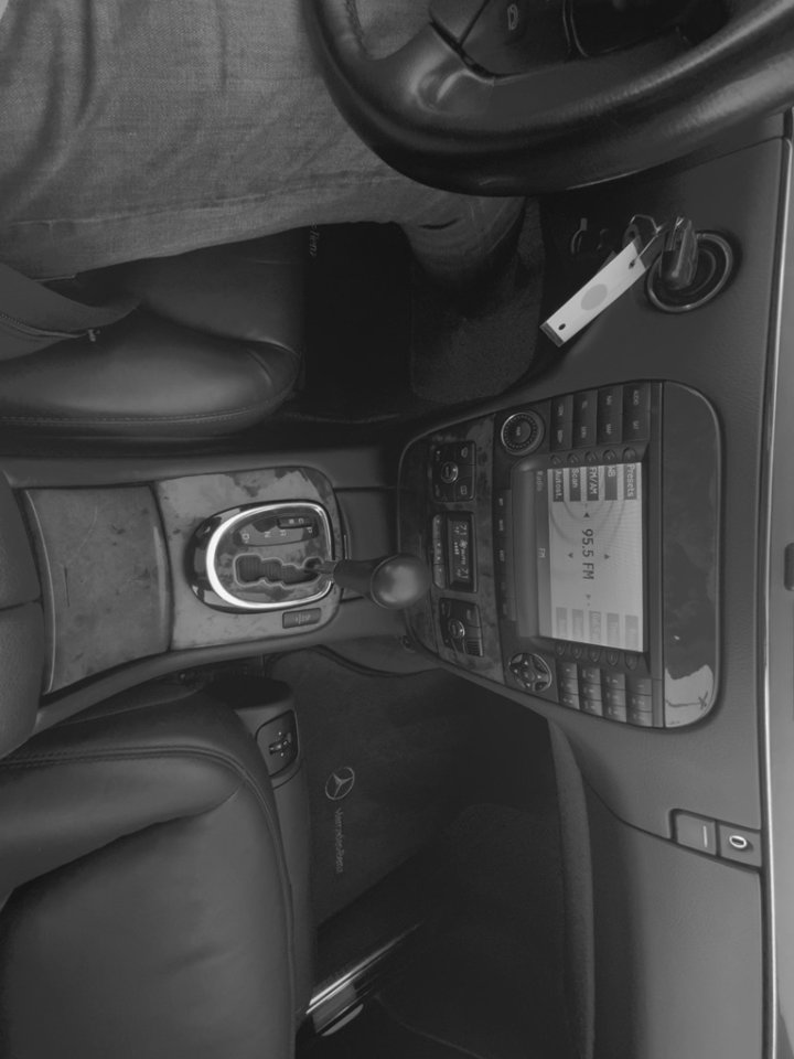 Used 2006 Mercedes-Benz S 500 4MATIC image 19