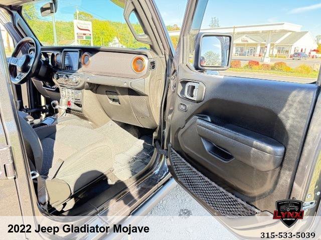 Used 2022 Jeep Gladiator Mojave w/ Cold Weather Group image 49