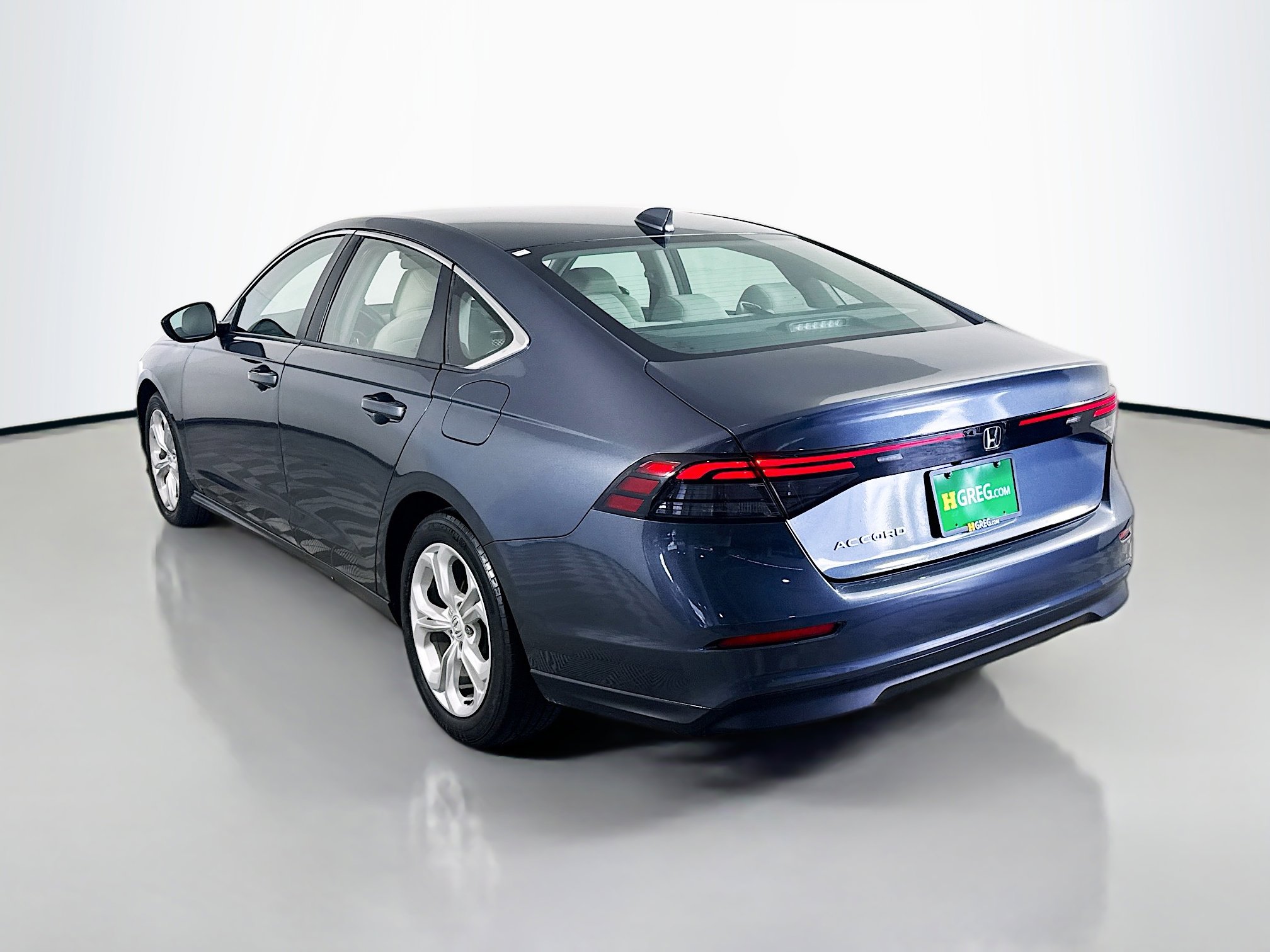 Used 2023 Honda Accord LX image 7