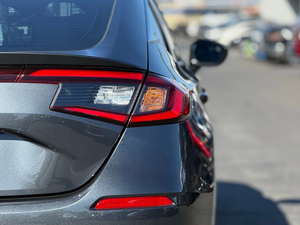 Used 2022 Honda Civic EX-L image 10