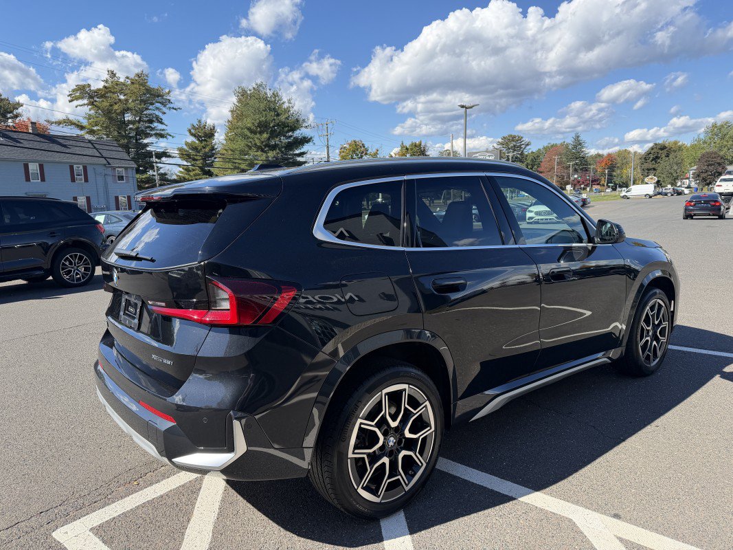 Used 2026 BMW X1 xDrive28i w/ Technology Package AWD/4WD image 9
