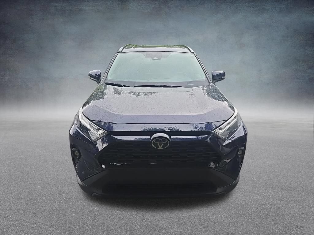 Used 2023 Toyota RAV4 XLE Premium FWD image 4