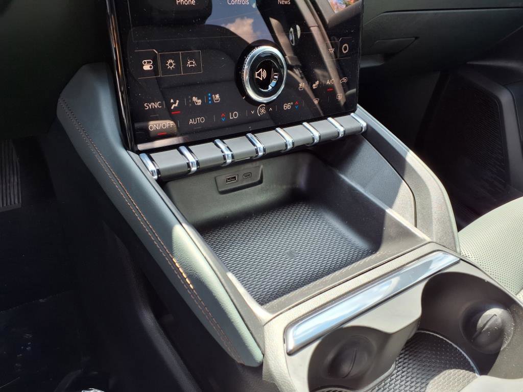 New 2026 GMC Terrain AT4 w/ Convenience Package III image 15