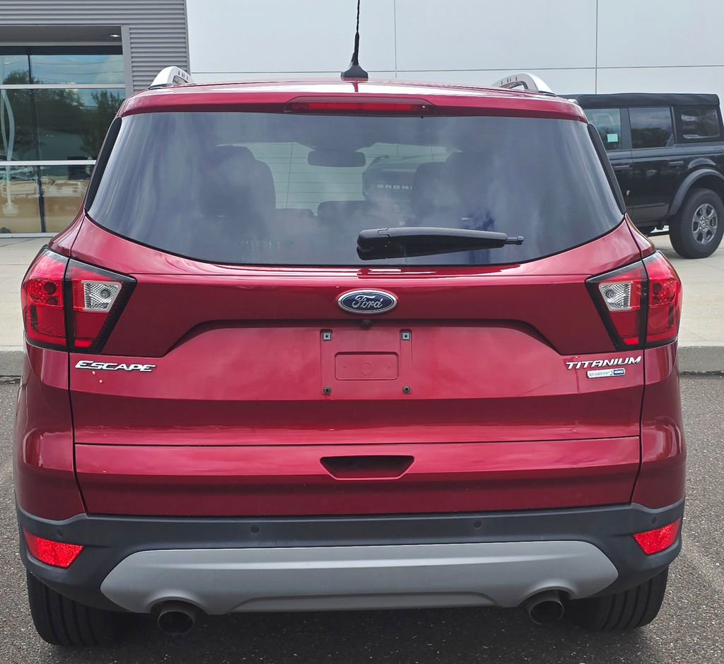Used 2019 Ford Escape Titanium AWD/4WD image 10