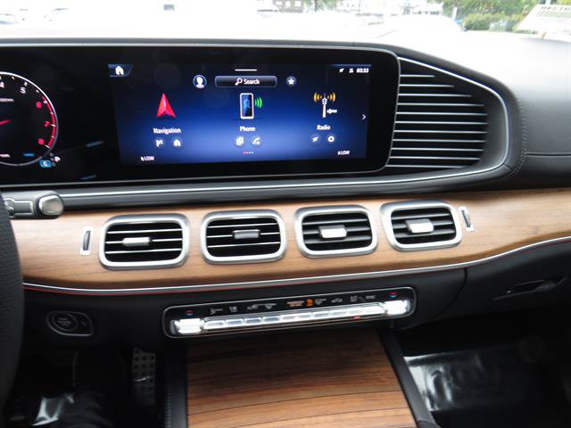 Used 2025 Mercedes-Benz GLS 450 4MATIC w/ AMG Line Exterior image 14