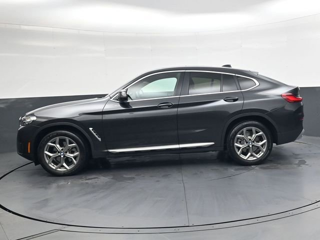 Used 2025 BMW X4 xDrive30i image 9