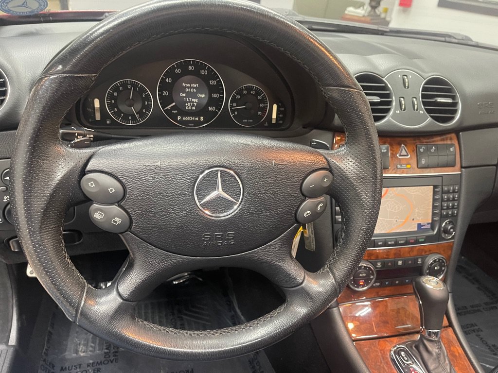 Used 2007 Mercedes-Benz CLK 550 Cabriolet image 35