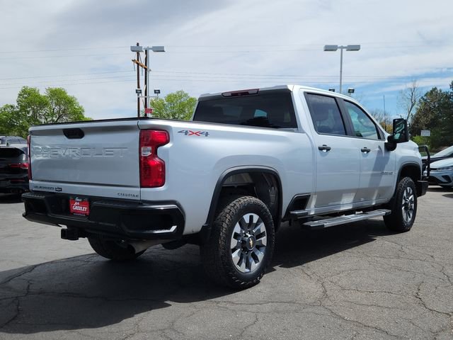 Used 2023 Chevrolet Silverado 2500 Custom w/ Custom Value Package image 3