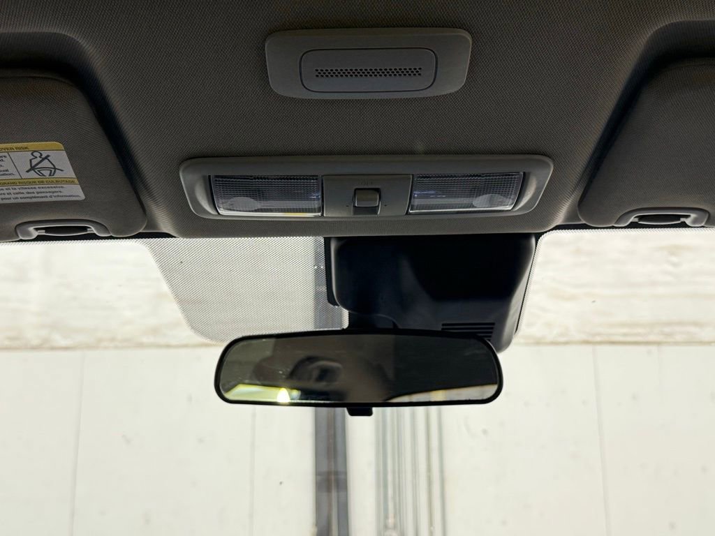 Used 2023 Nissan Frontier SV image 24