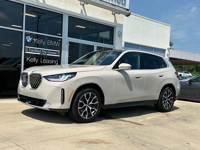Used 2025 BMW X3 xDrive30i w/ Premium Package AWD/4WD image 4