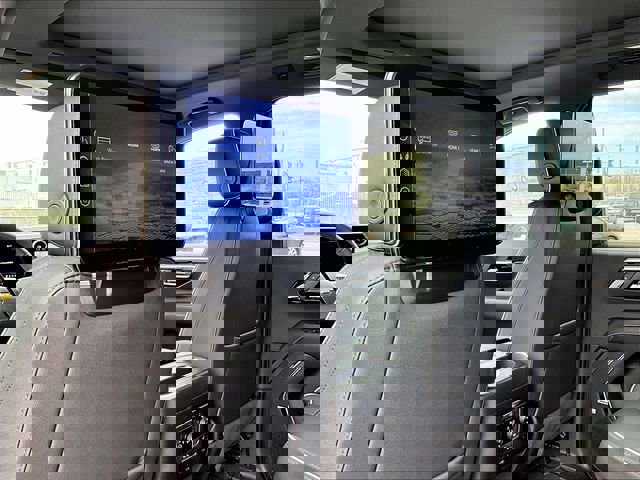 New 2026 Chevrolet Suburban Premier image 24