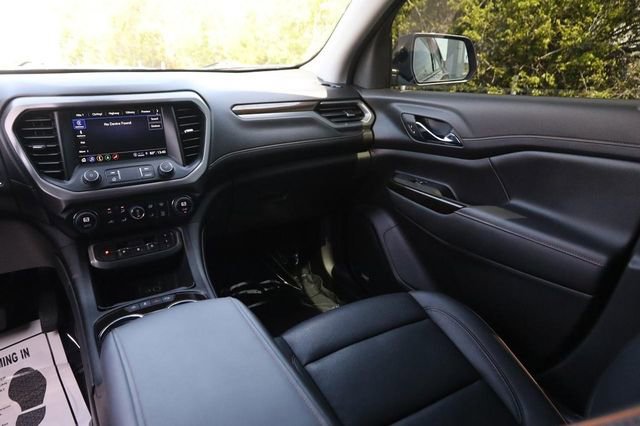Used 2023 GMC Acadia AT4 w/ Technology Package image 29