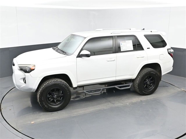 Used 2015 Toyota 4Runner SR5 video 1