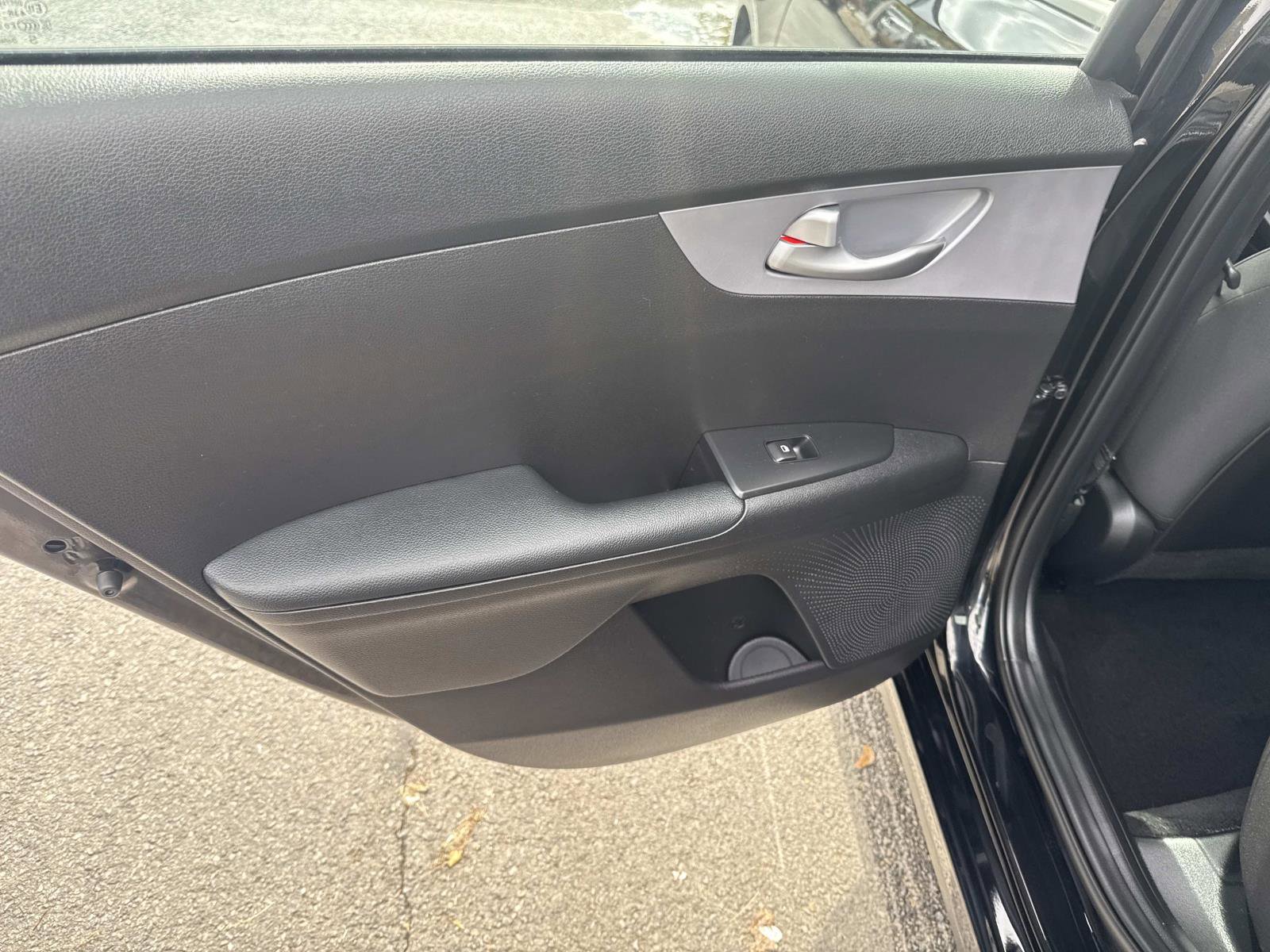 Used 2024 Kia Forte LXS image 14