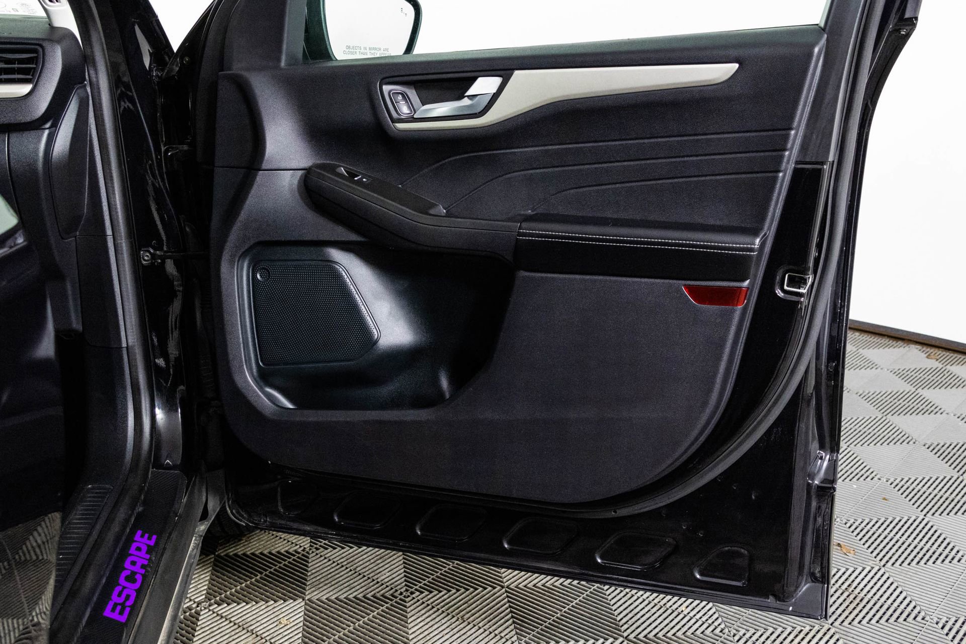 Used 2021 Ford Escape SE w/ Convenience Package image 42