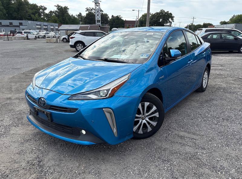 Used 2020 Toyota Prius LE AWD/4WD image 3