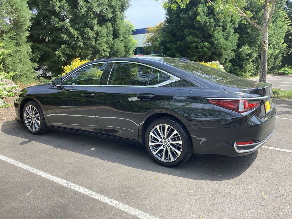 Used 2021 Lexus ES 250 w/ Premium Package AWD/4WD image 8