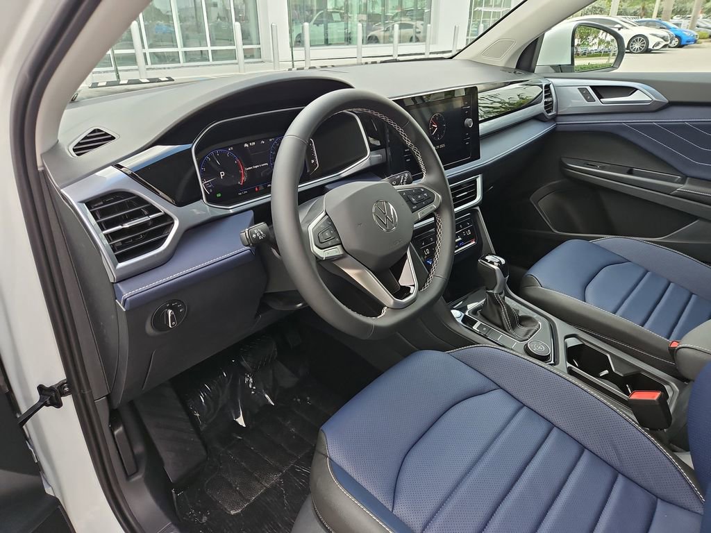 New 2025 Volkswagen Taos SEL AWD/4WD image 8