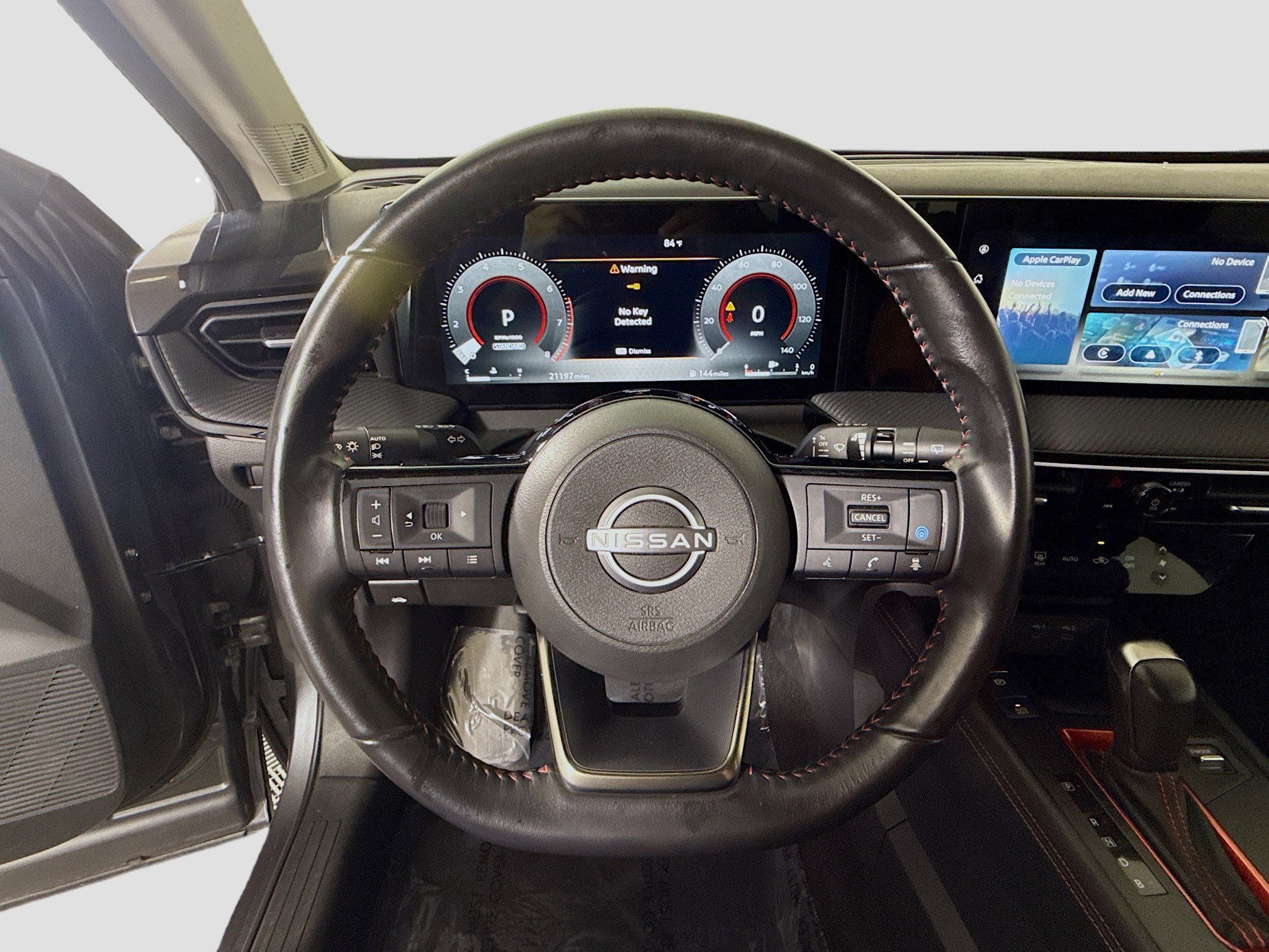 Used 2025 Nissan Kicks SR image 13