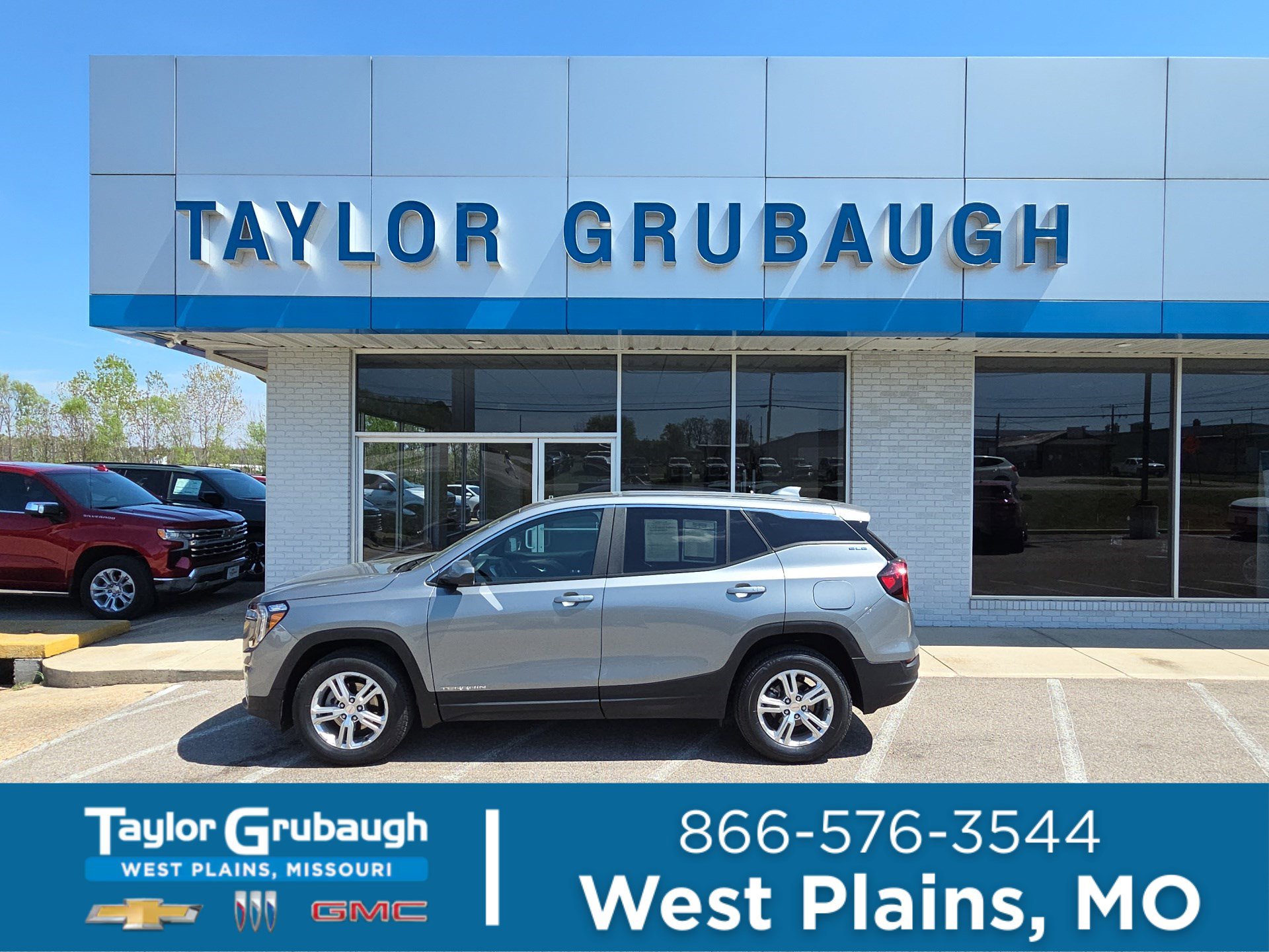 Used 2024 GMC Terrain SLE