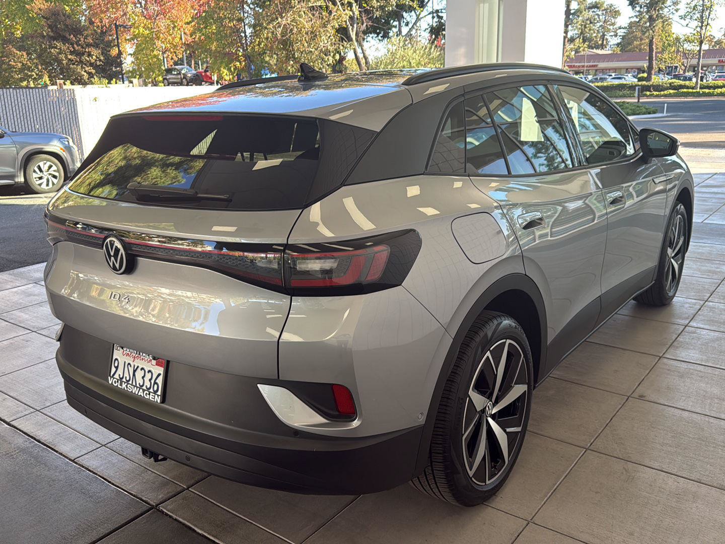 Certified 2023 Volkswagen ID.4 Pro S AWD/4WD image 6