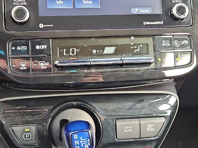 Used 2022 Toyota Prius LE FWD image 24