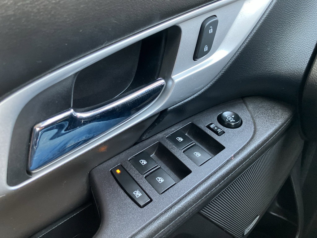 Used 2017 GMC Terrain SLT w/ Open Road Package image 30