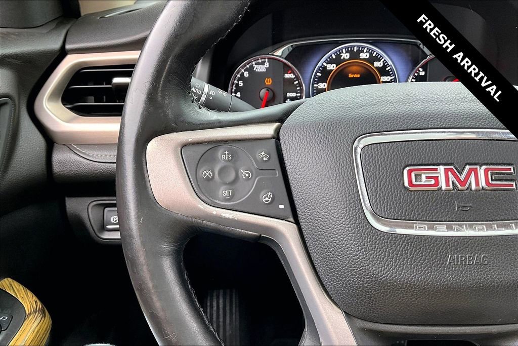 Used 2019 GMC Acadia Denali w/ Technology Package FWD image 12