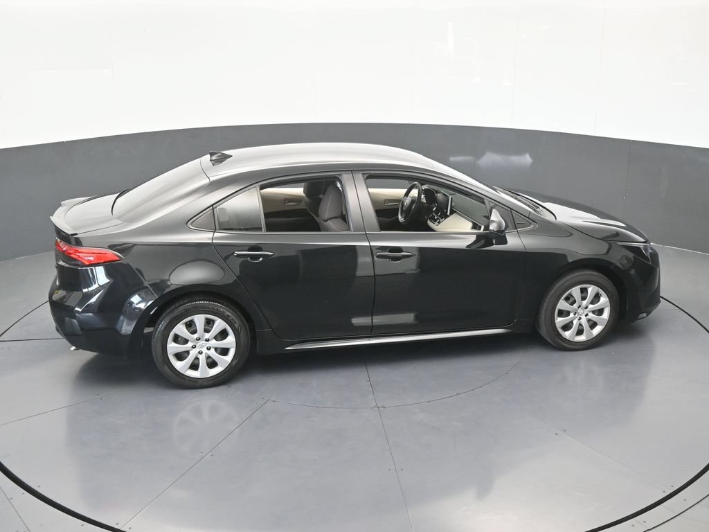 Used 2021 Toyota Corolla LE FWD image 44