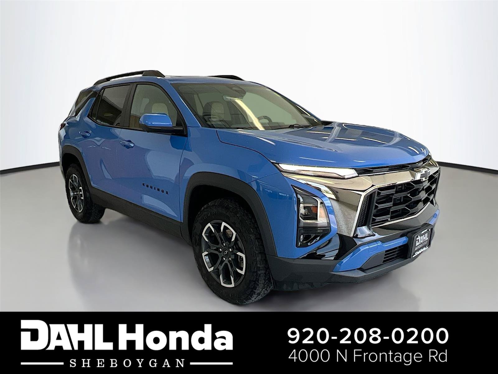 Used 2025 Chevrolet Equinox ACTIV w/ Safety and Technology Package FWD image 1