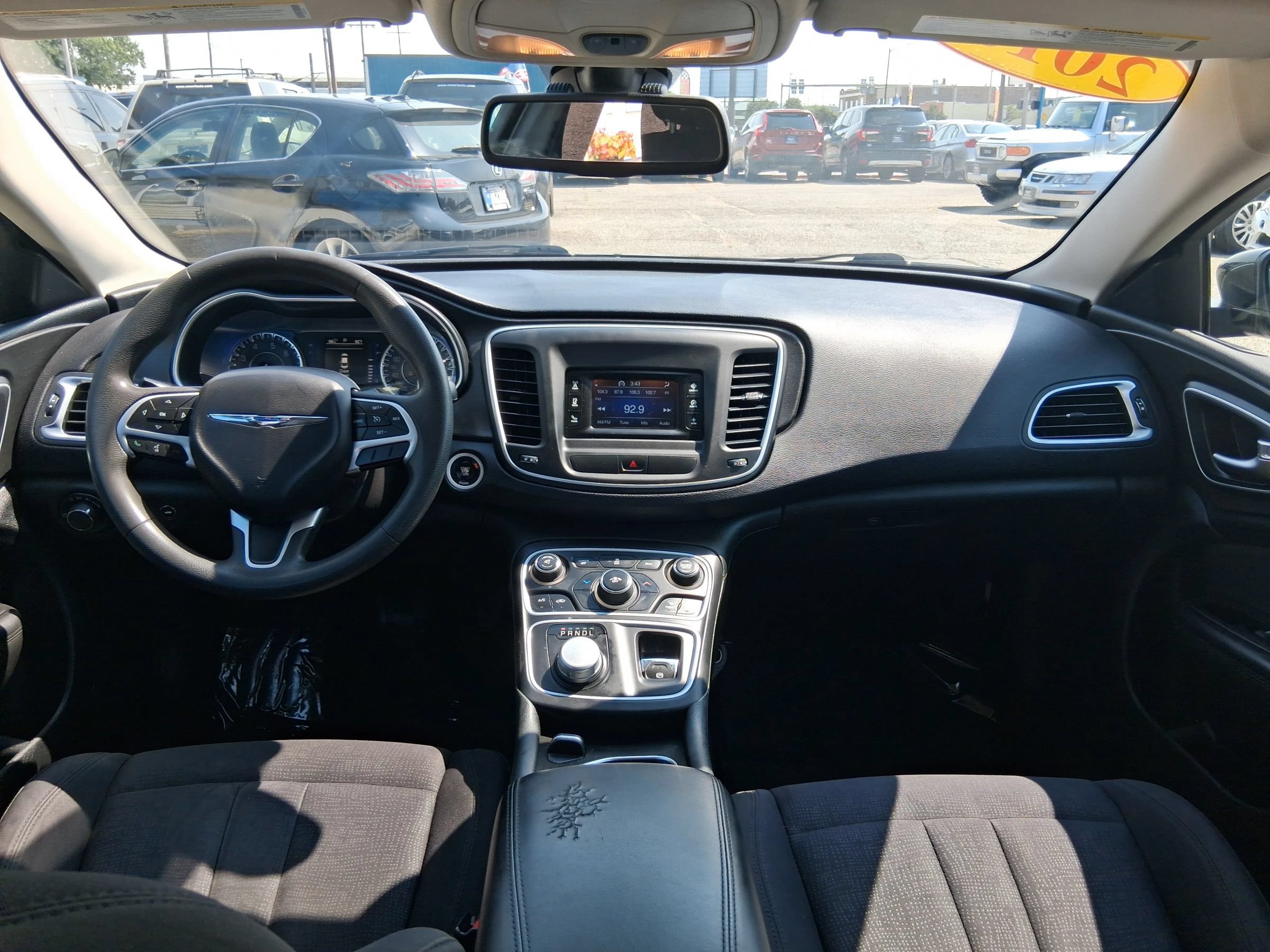 Used 2015 Chrysler 200 Limited FWD image 13