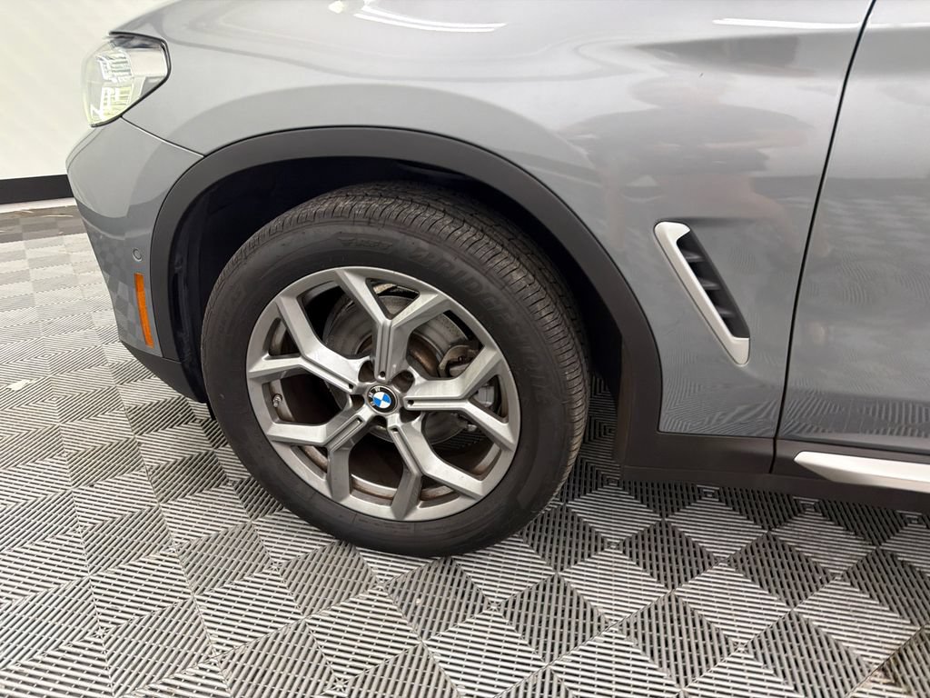 Used 2024 BMW X3 xDrive30i AWD/4WD image 13