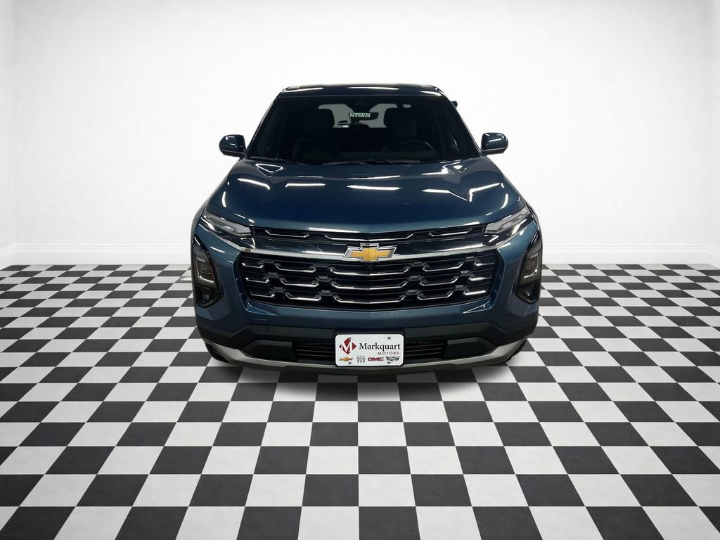 New 2026 Chevrolet Equinox LT w/ Convenience Package II AWD/4WD image 3