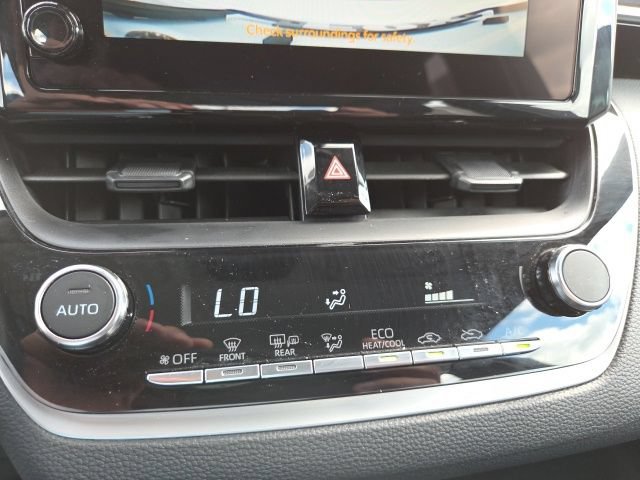 Used 2026 Toyota Corolla LE FWD image 17