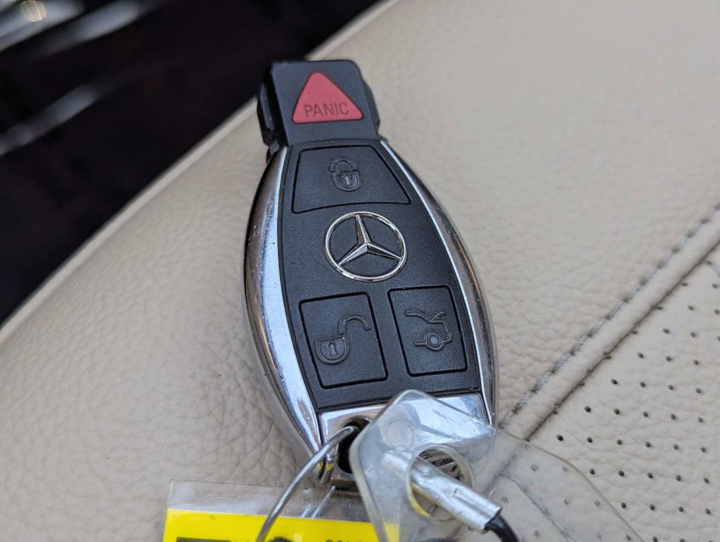 Used 2016 Mercedes-Benz GLE 350 4MATIC w/ Premium Package image 28